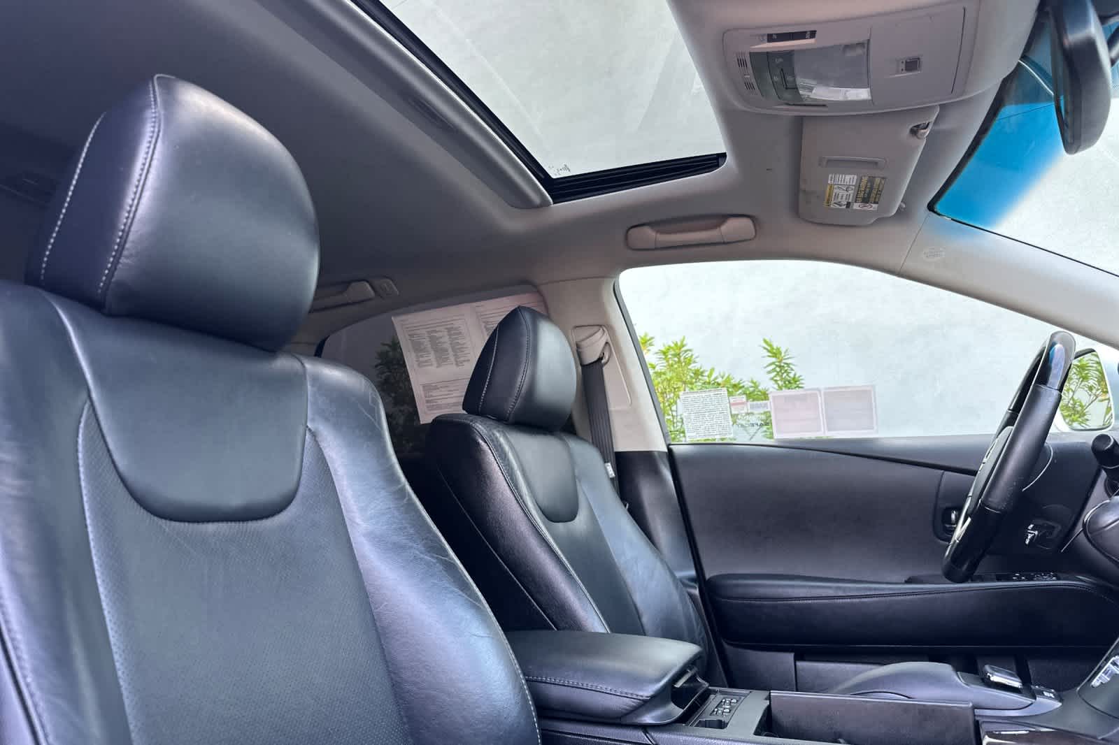 Thumbnail: 2015 Lexus RX - 18