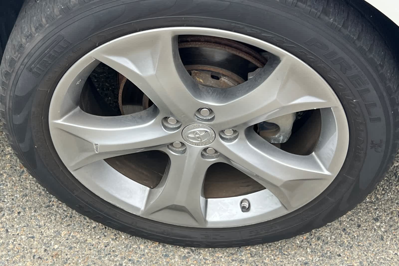 Thumbnail: 2013 Toyota Venza - 12