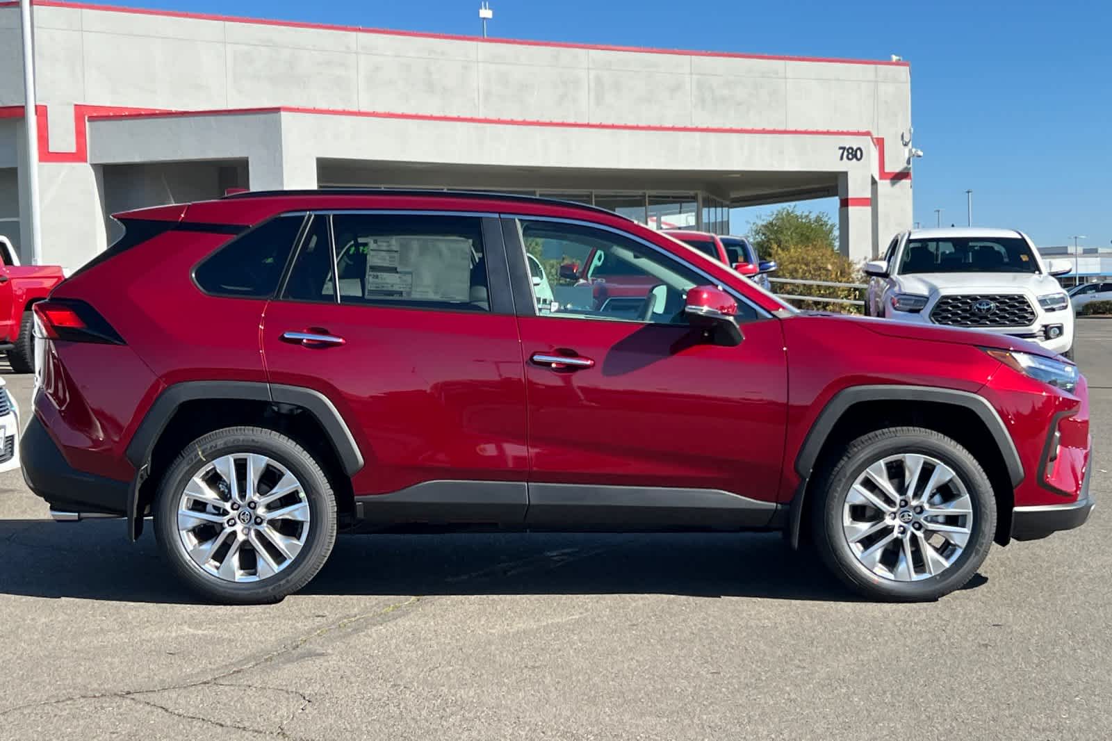 Thumbnail: 2025 Toyota RAV4 - 8