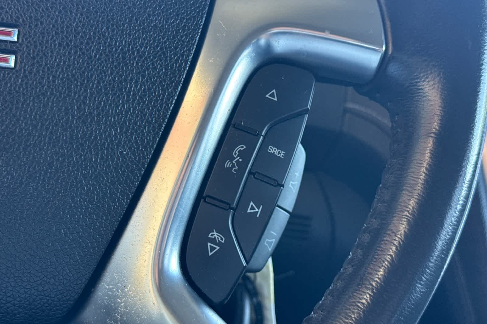 Thumbnail: 2014 GMC Acadia - 25