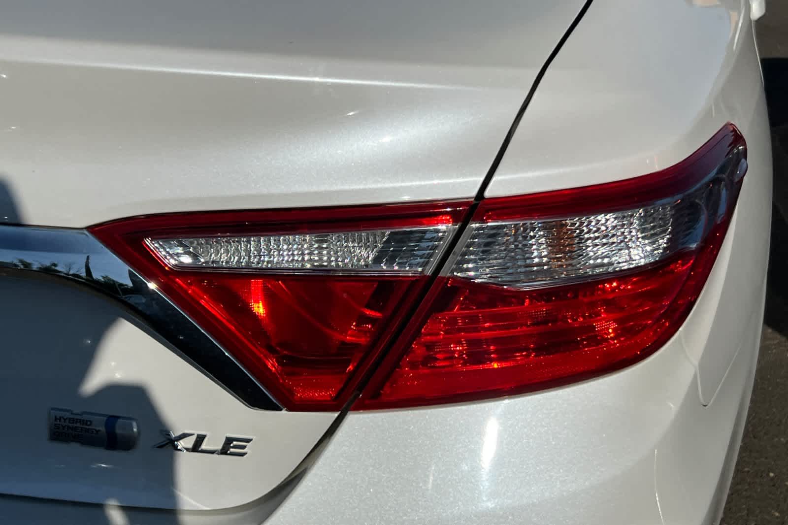 2015 Toyota Camry XLE 17