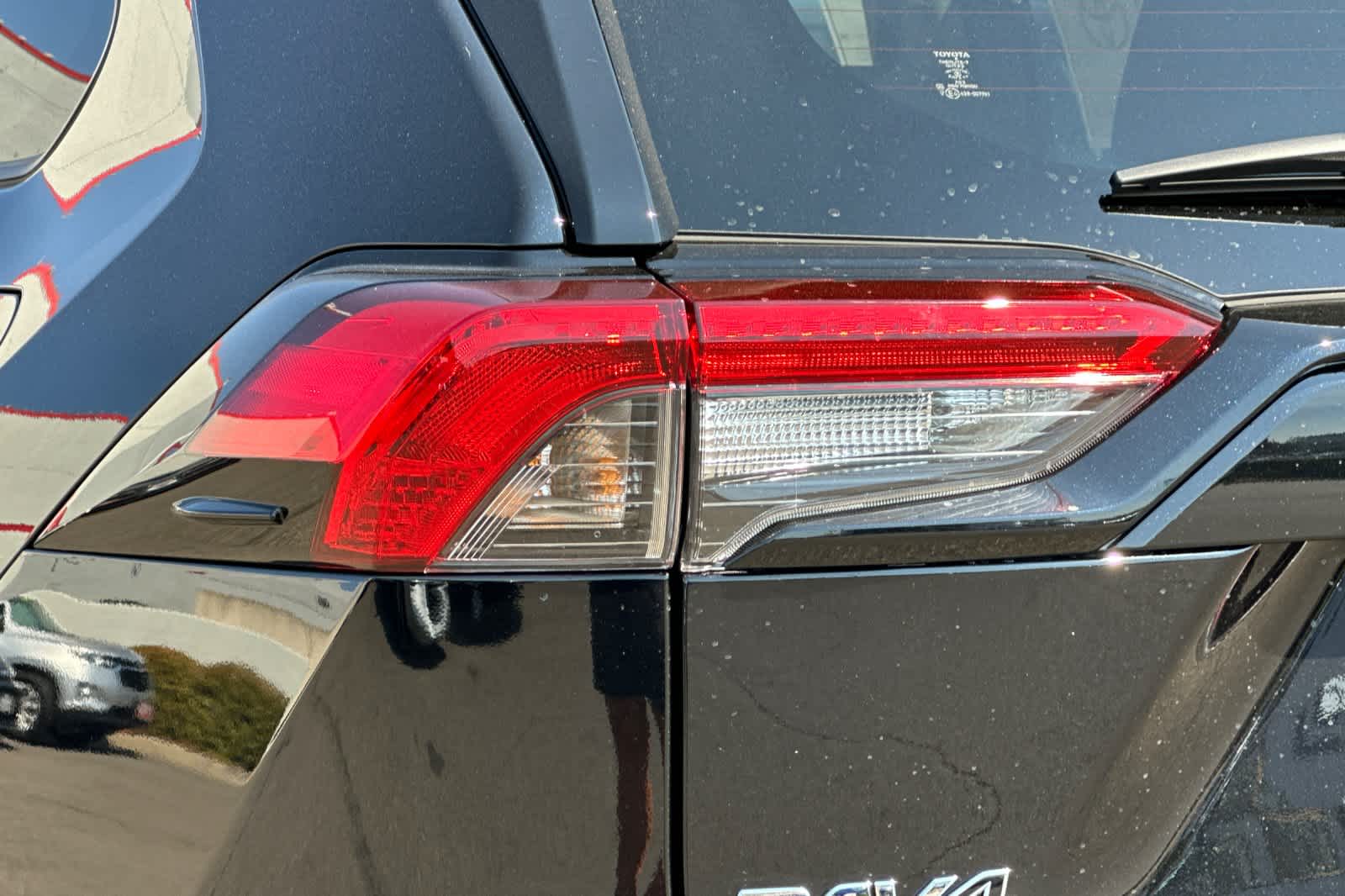 Thumbnail: 2025 Toyota RAV4 - 29