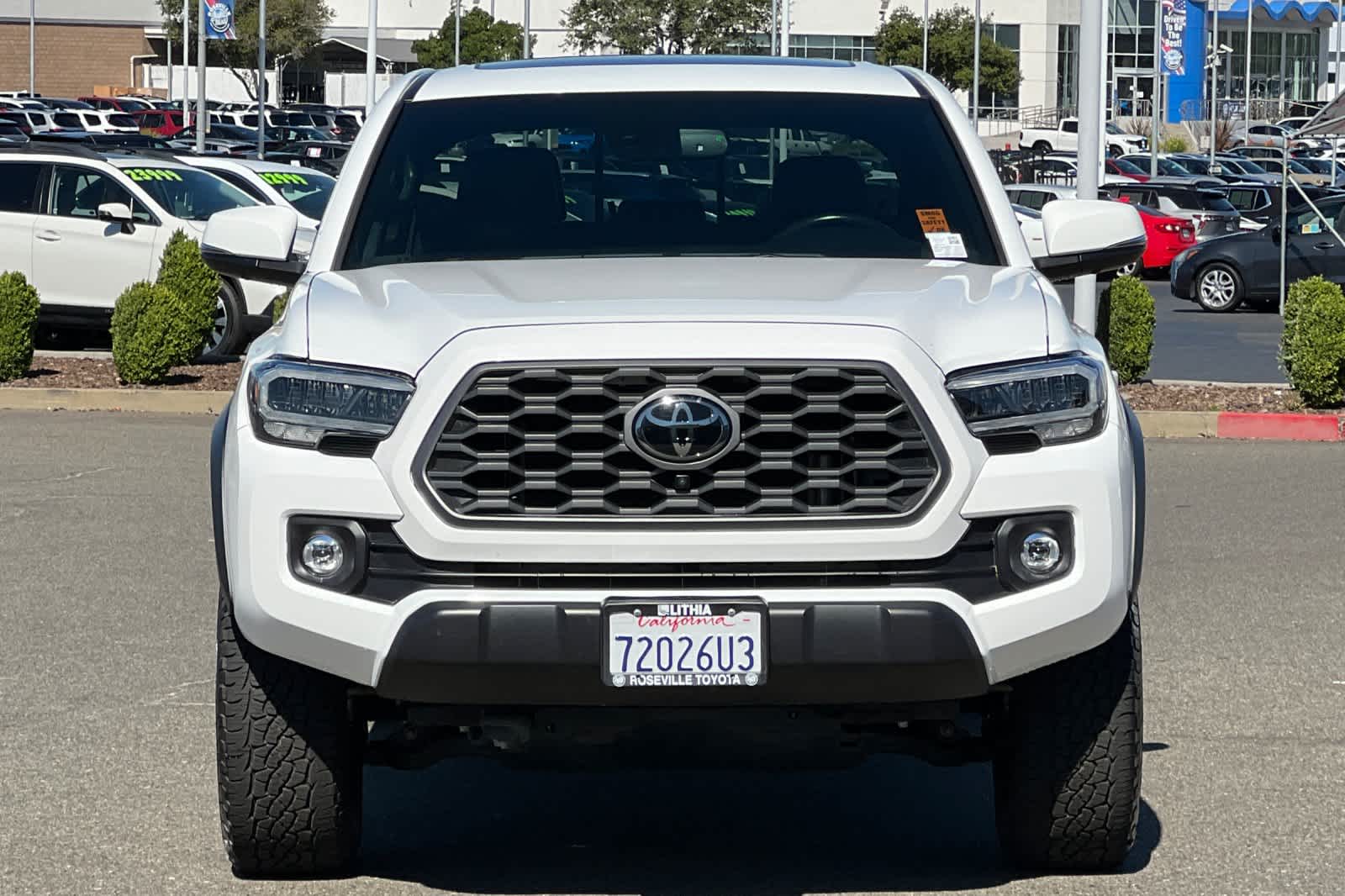 Thumbnail: 2023 Toyota Tacoma - 10