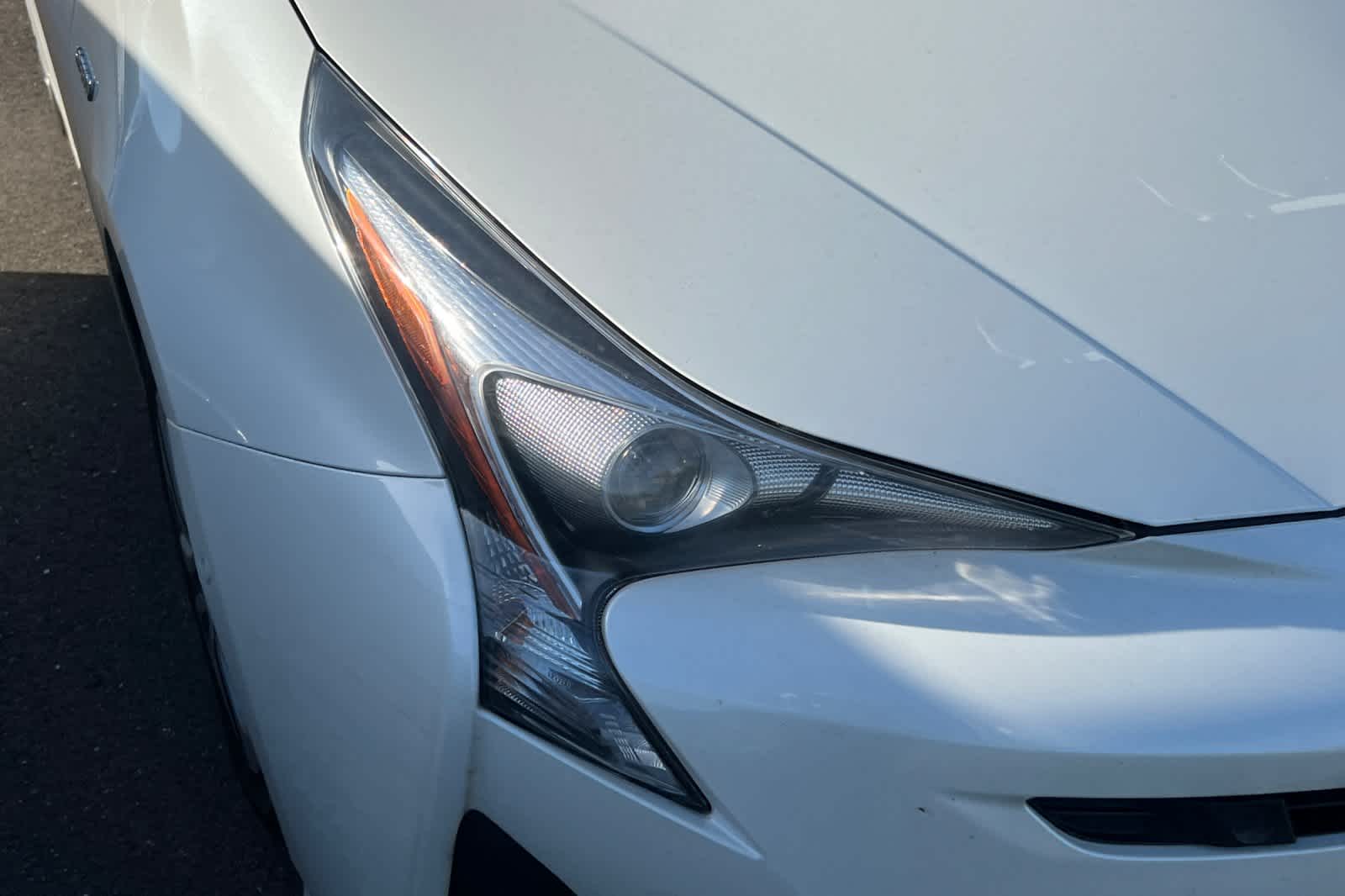 Thumbnail: 2016 Toyota Prius - 14