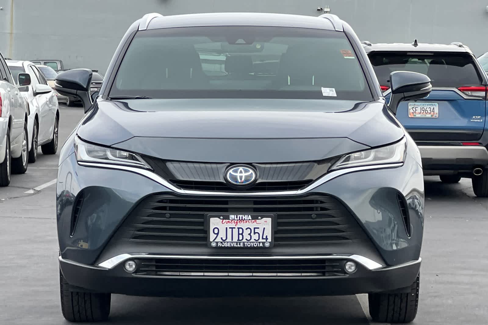 Thumbnail: 2024 Toyota Venza - 10