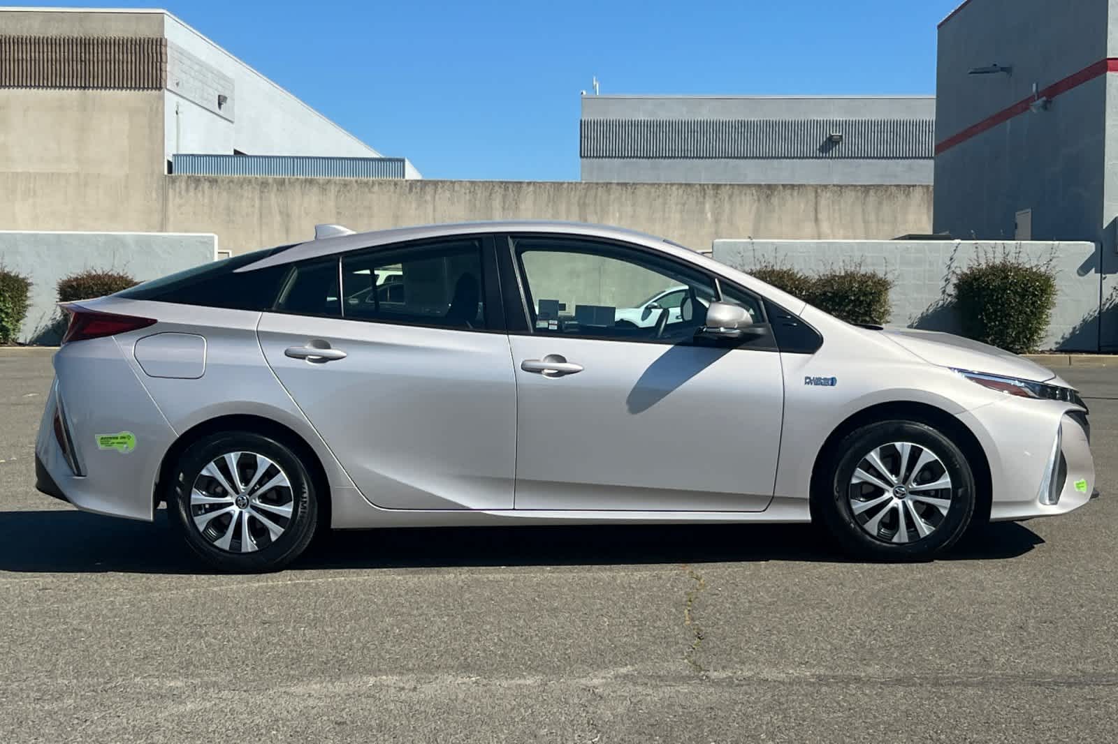 Thumbnail: 2022 Toyota Prius Prime - 6