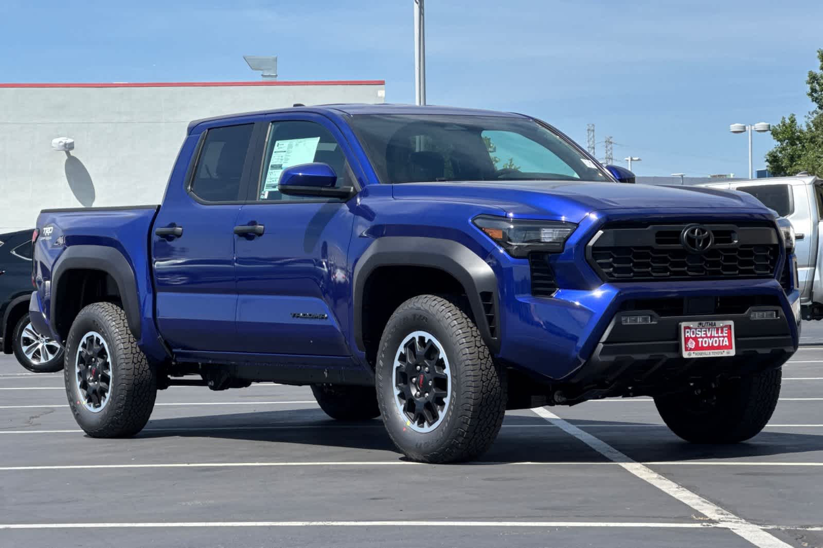 2025 Toyota Tacoma TRD Off-Road 9