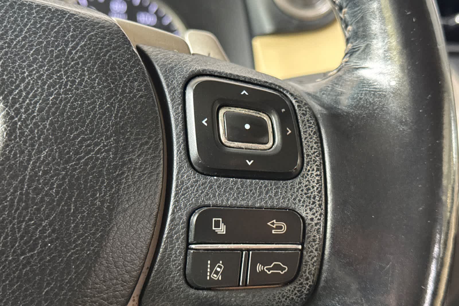 Thumbnail: 2018 Lexus NX - 27