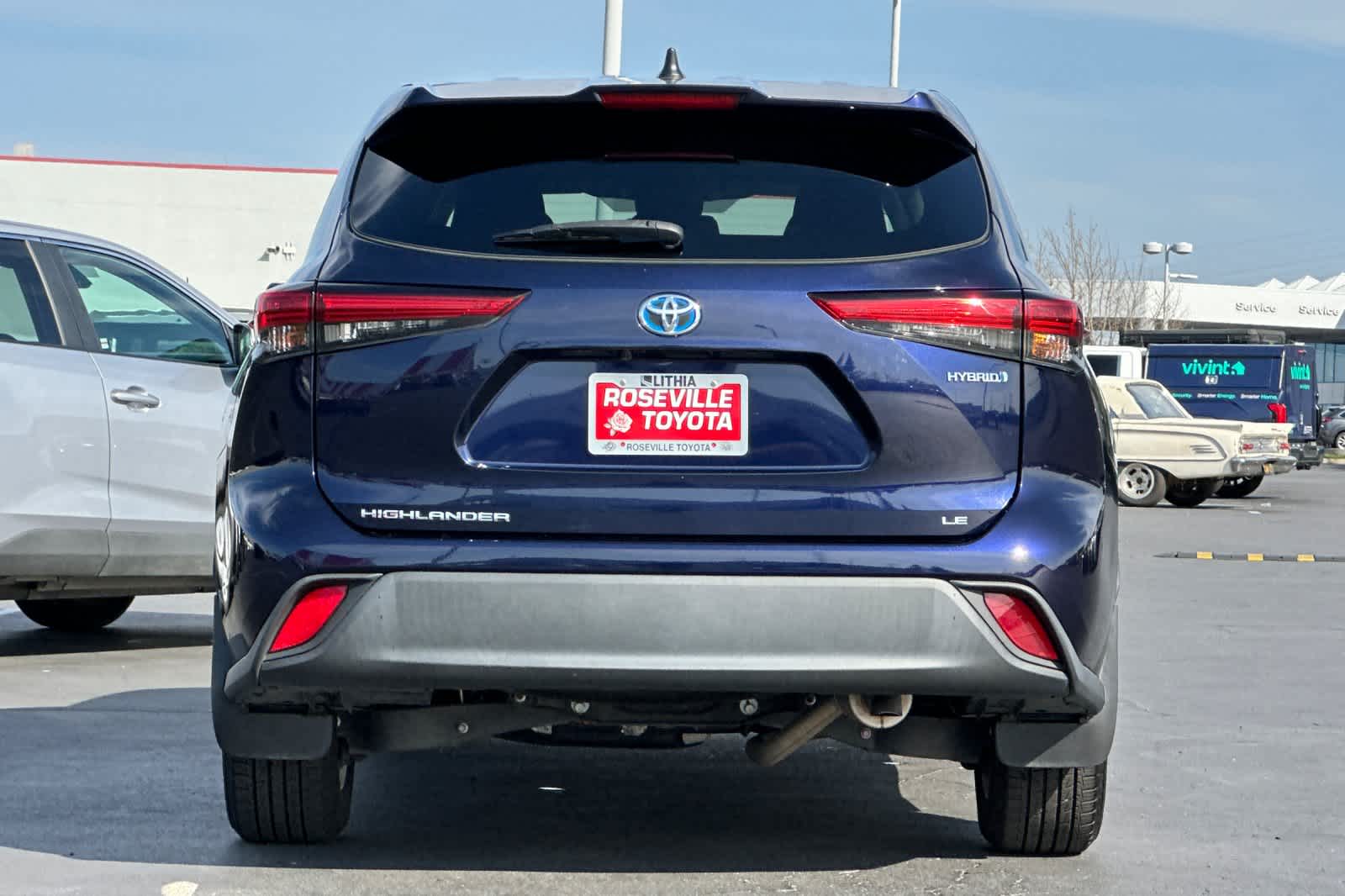 Thumbnail: 2022 Toyota Highlander - 8