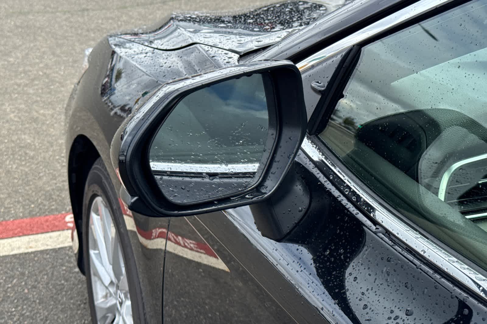 Thumbnail: 2018 Toyota Camry - 20