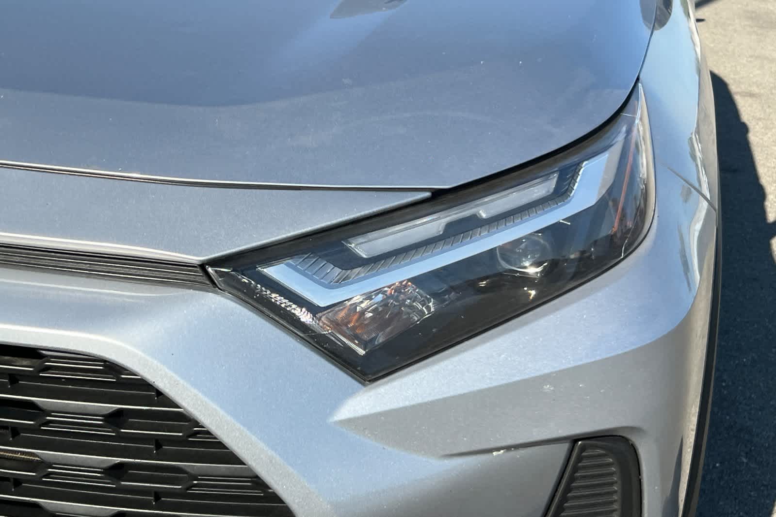 Thumbnail: 2022 Toyota RAV4 - 11