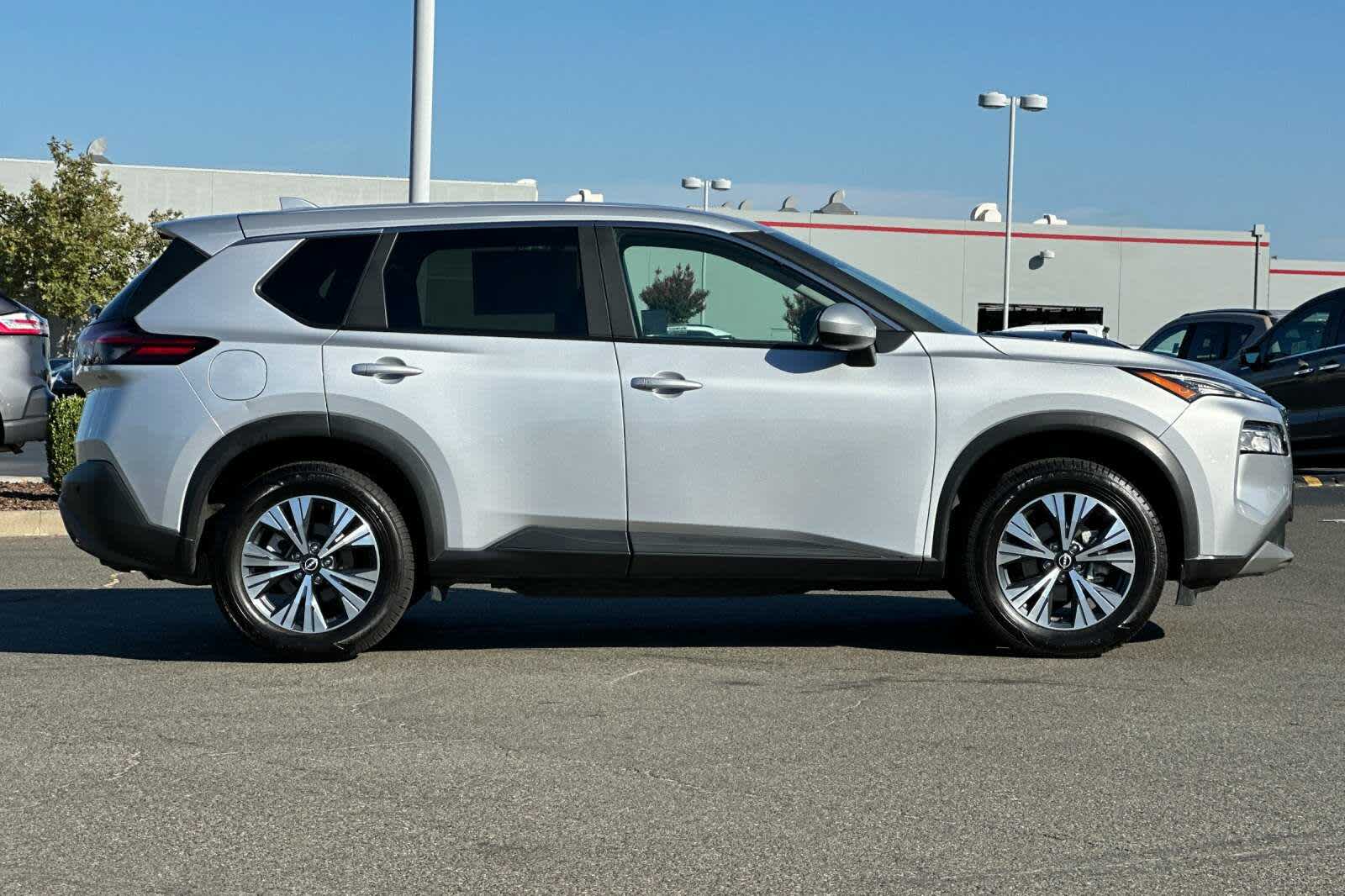Thumbnail: 2023 Nissan Rogue - 6