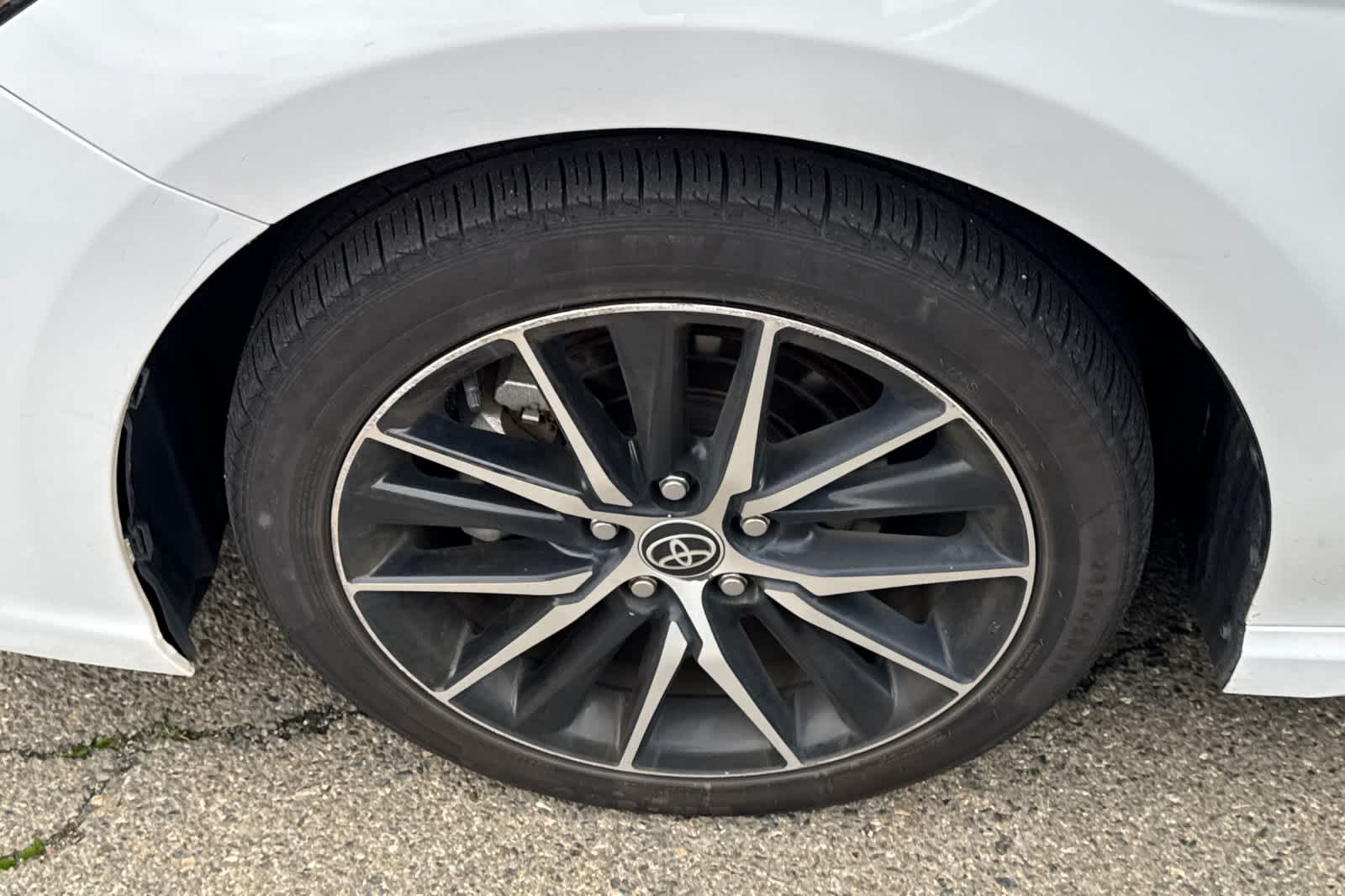 Thumbnail: 2024 Toyota Camry - 22