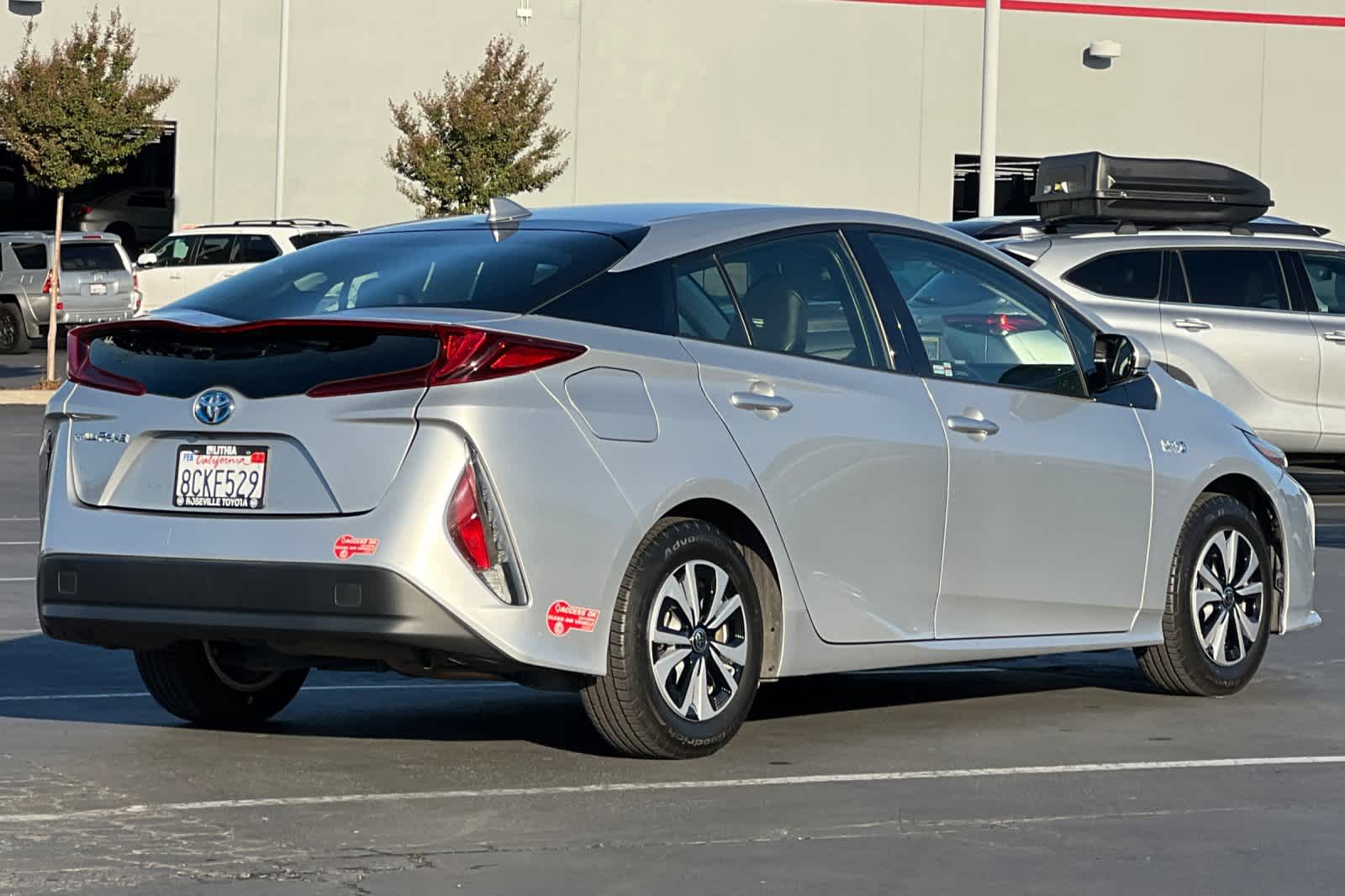 Thumbnail: 2017 Toyota Prius Prime - 2