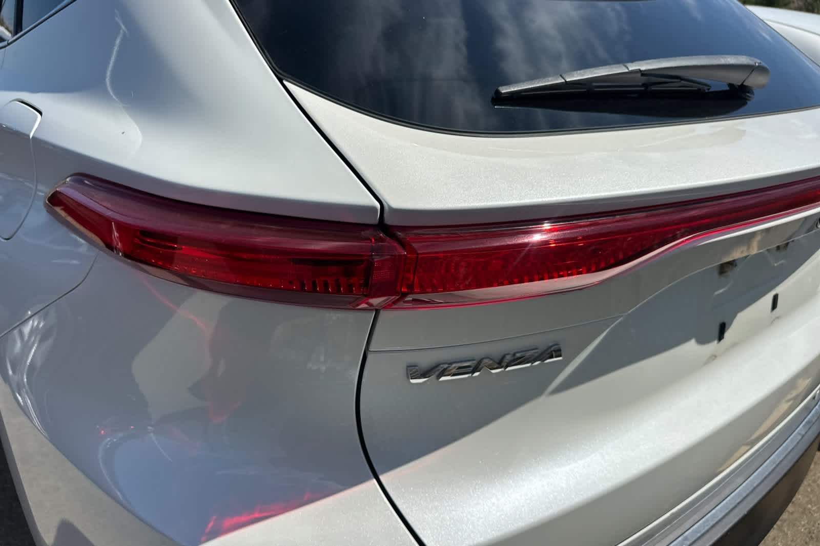 Thumbnail: 2022 Toyota Venza - 14