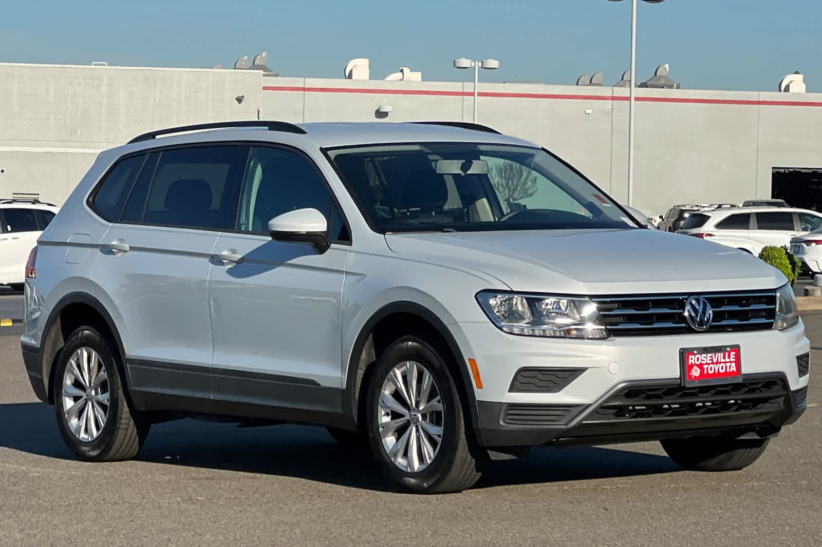 Thumbnail: 2018 Volkswagen Tiguan - 5