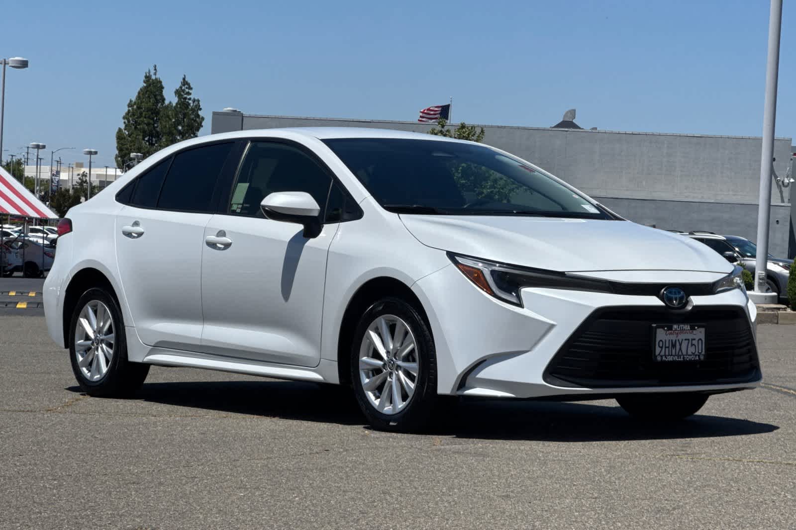 Thumbnail: 2023 Toyota Corolla - 5