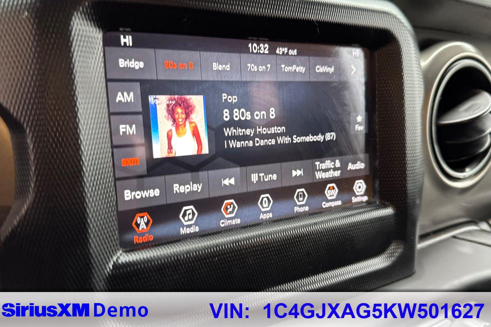 Thumbnail: 2019 Jeep Wrangler - 32