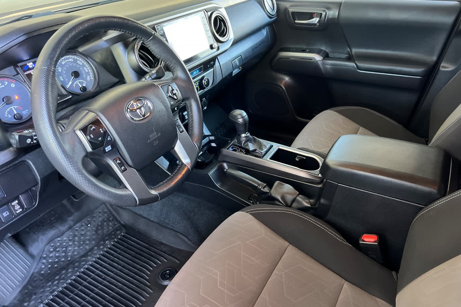Thumbnail: 2023 Toyota Tacoma - 11