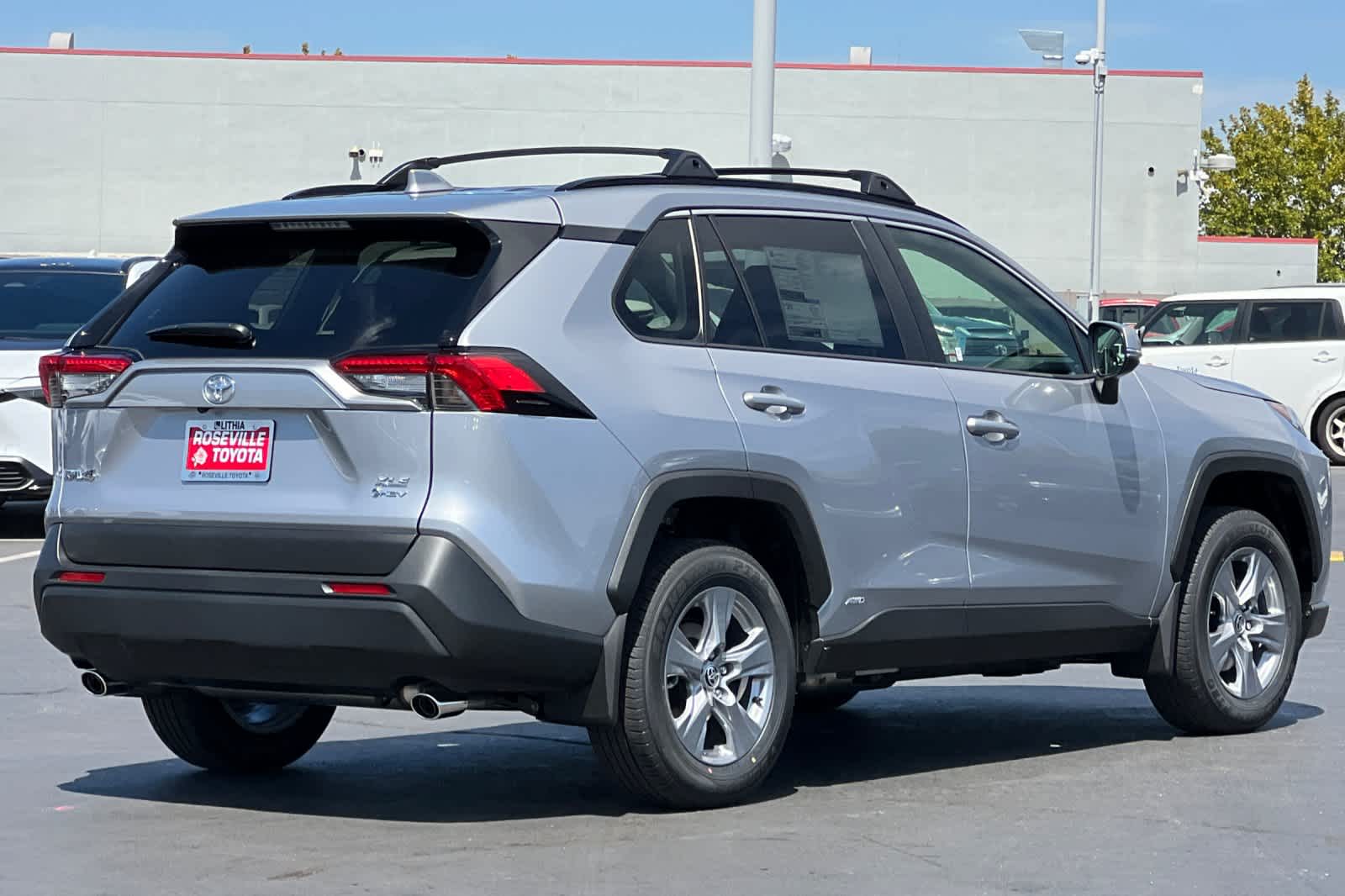 Thumbnail: 2025 Toyota RAV4 - 2