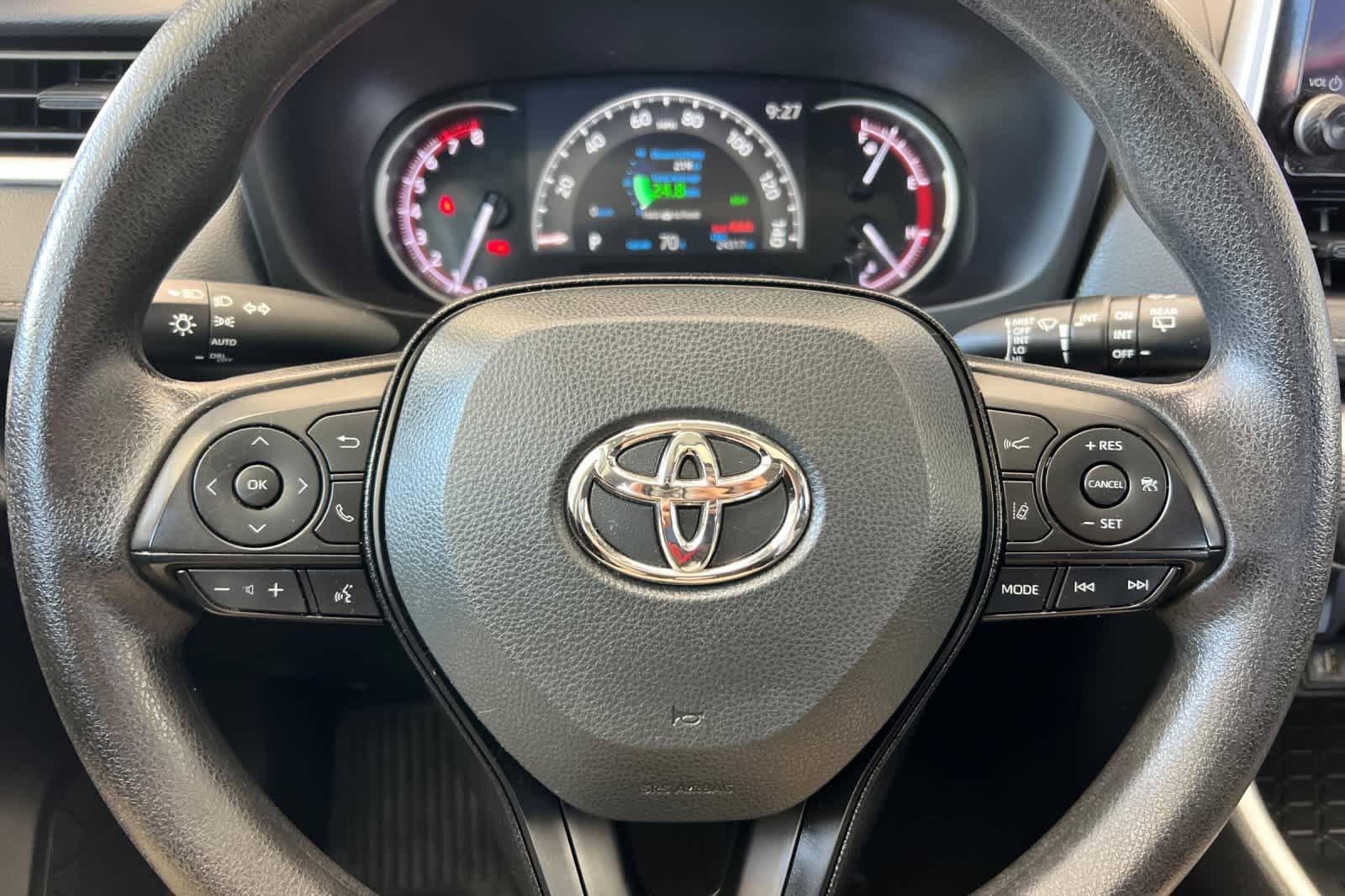 Thumbnail: 2025 Toyota RAV4 - 25
