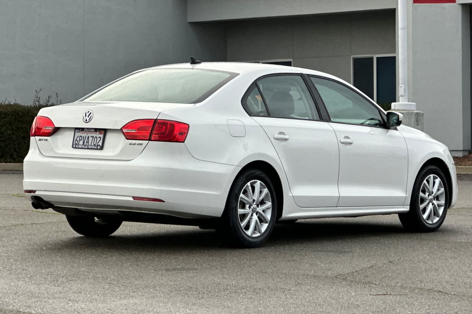 Thumbnail: 2011 Volkswagen Jetta - 2