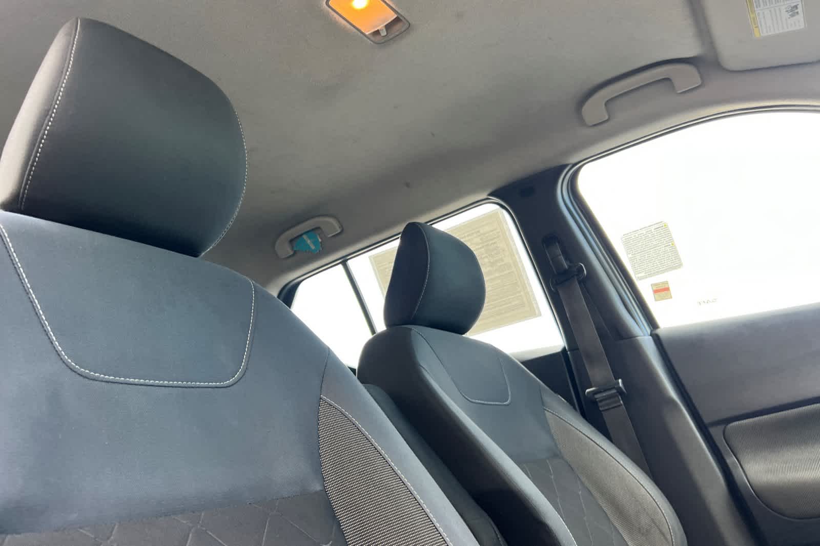 Thumbnail: 2019 Nissan Kicks - 17