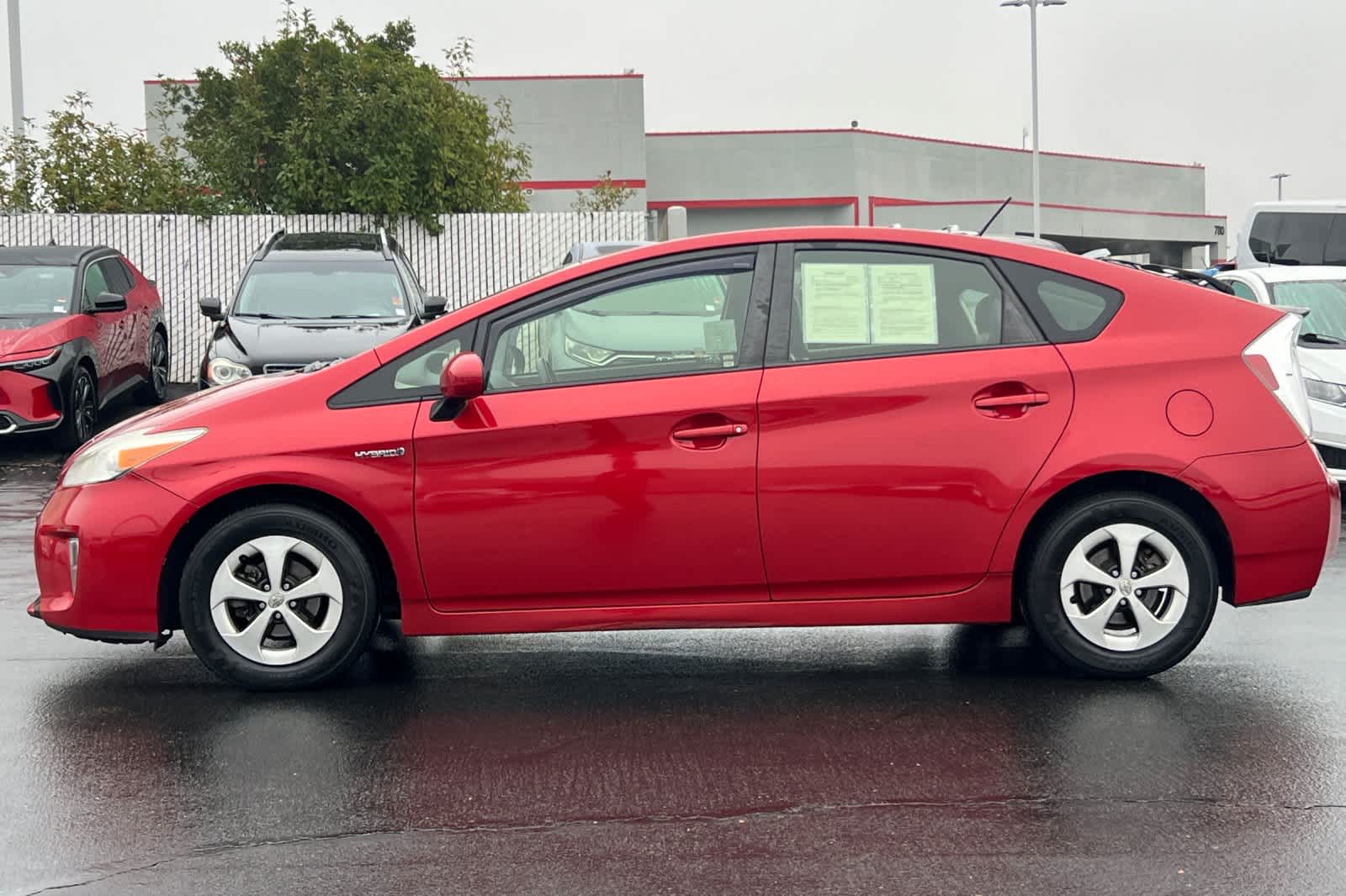 Thumbnail: 2013 Toyota Prius - 9