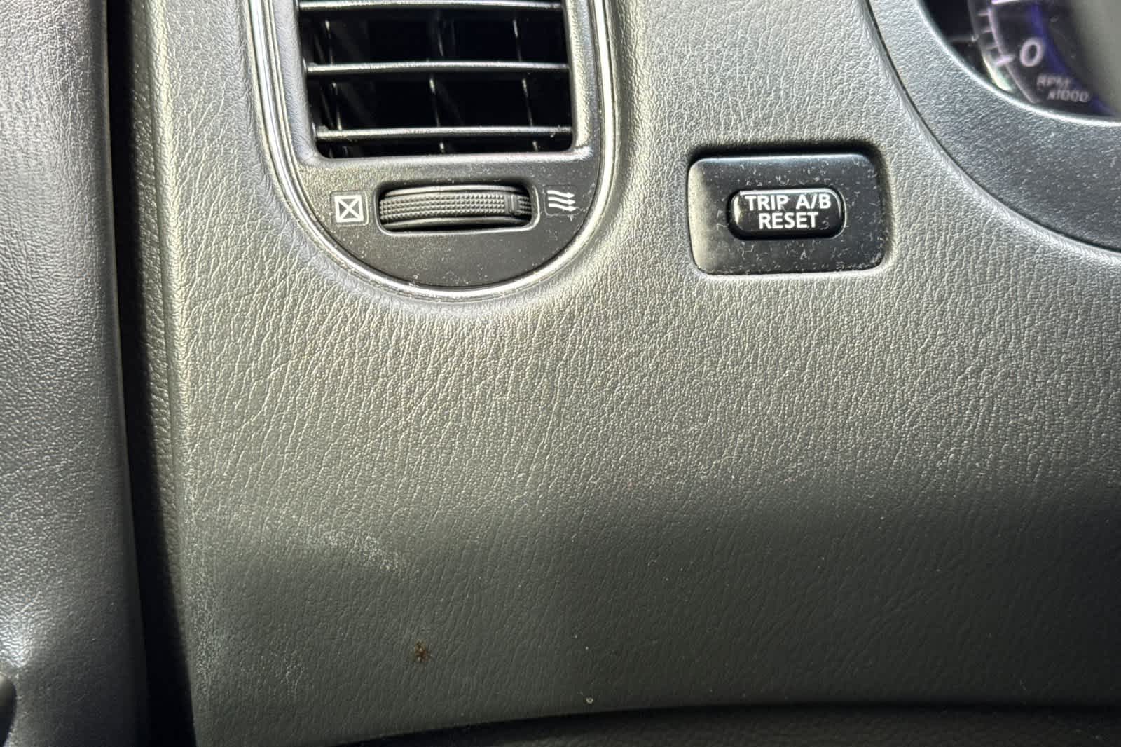 Thumbnail: 2017 INFINITI QX50 - 31