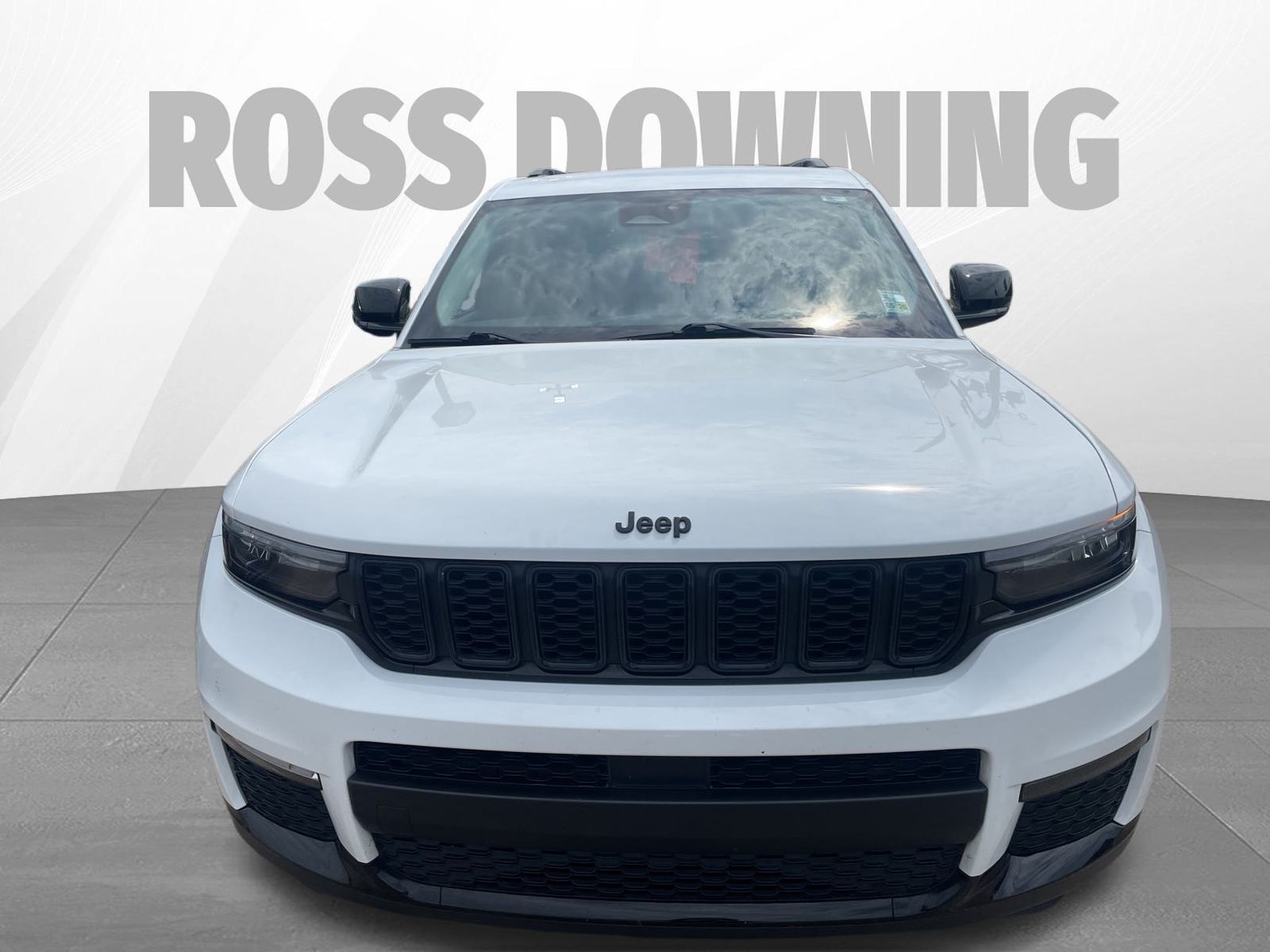 2022 Jeep Grand Cherokee Limited photo 2