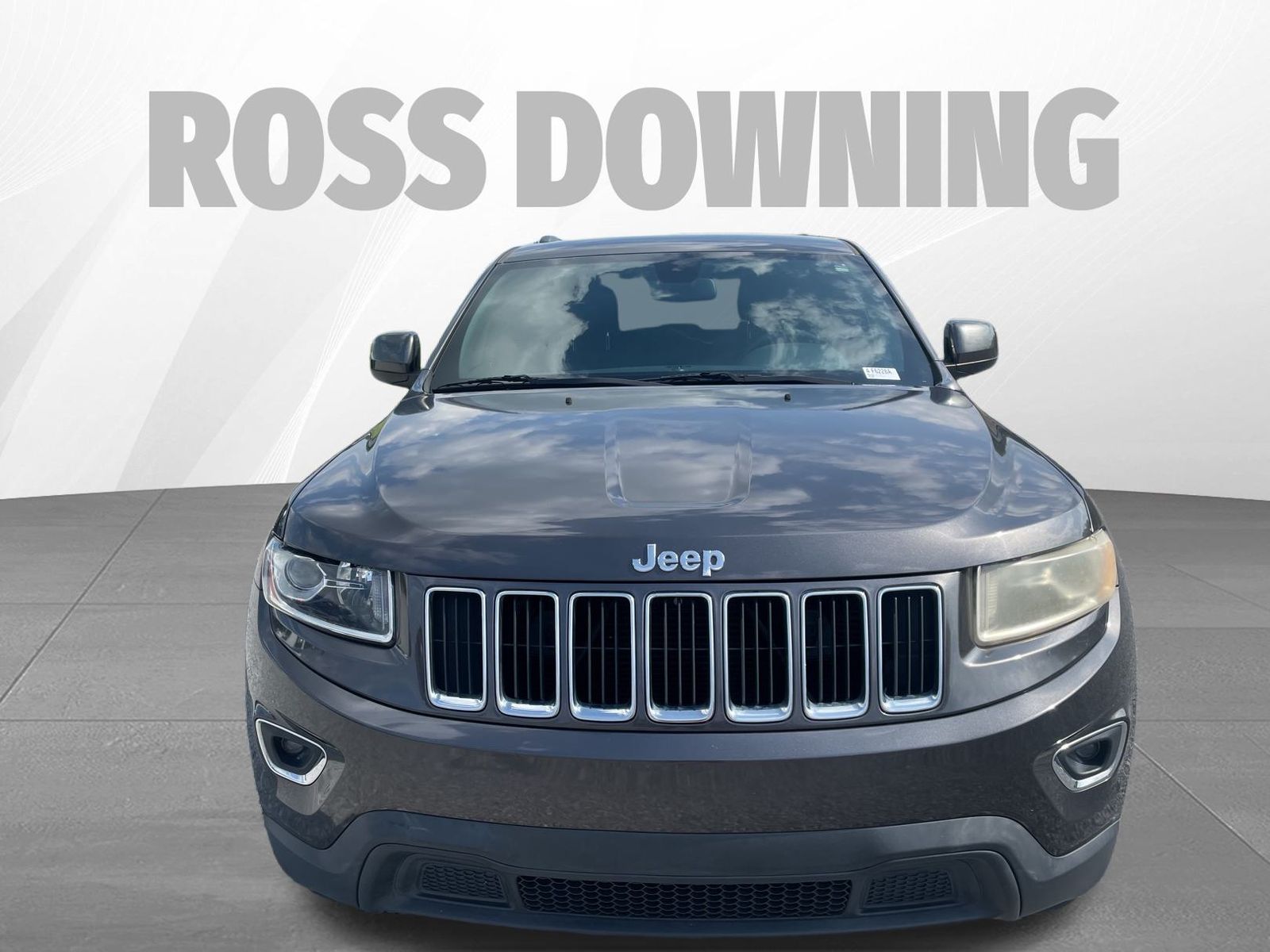 2014 Jeep Grand Cherokee Laredo photo 2