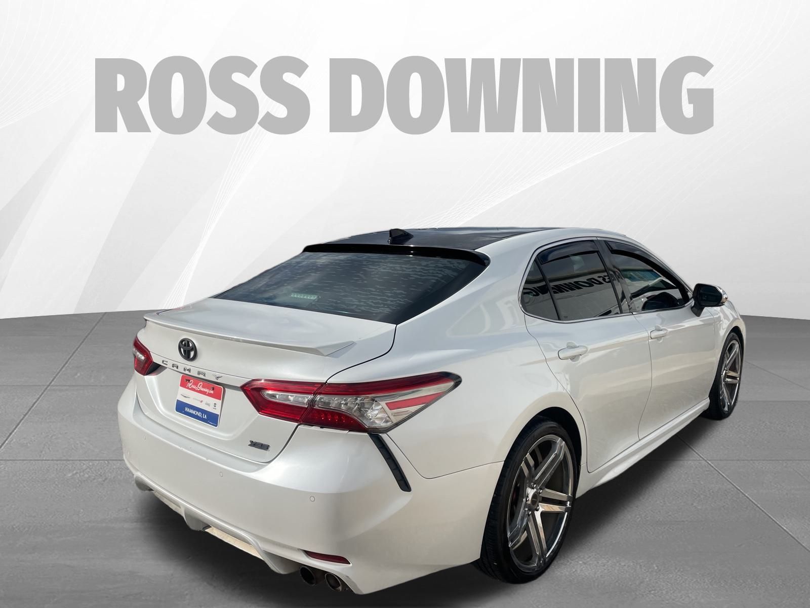 2018 Toyota Camry XSE V6 photo 3