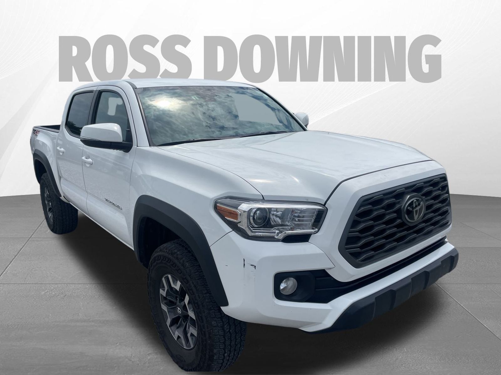 2023 Toyota Tacoma TRD V6 photo 3