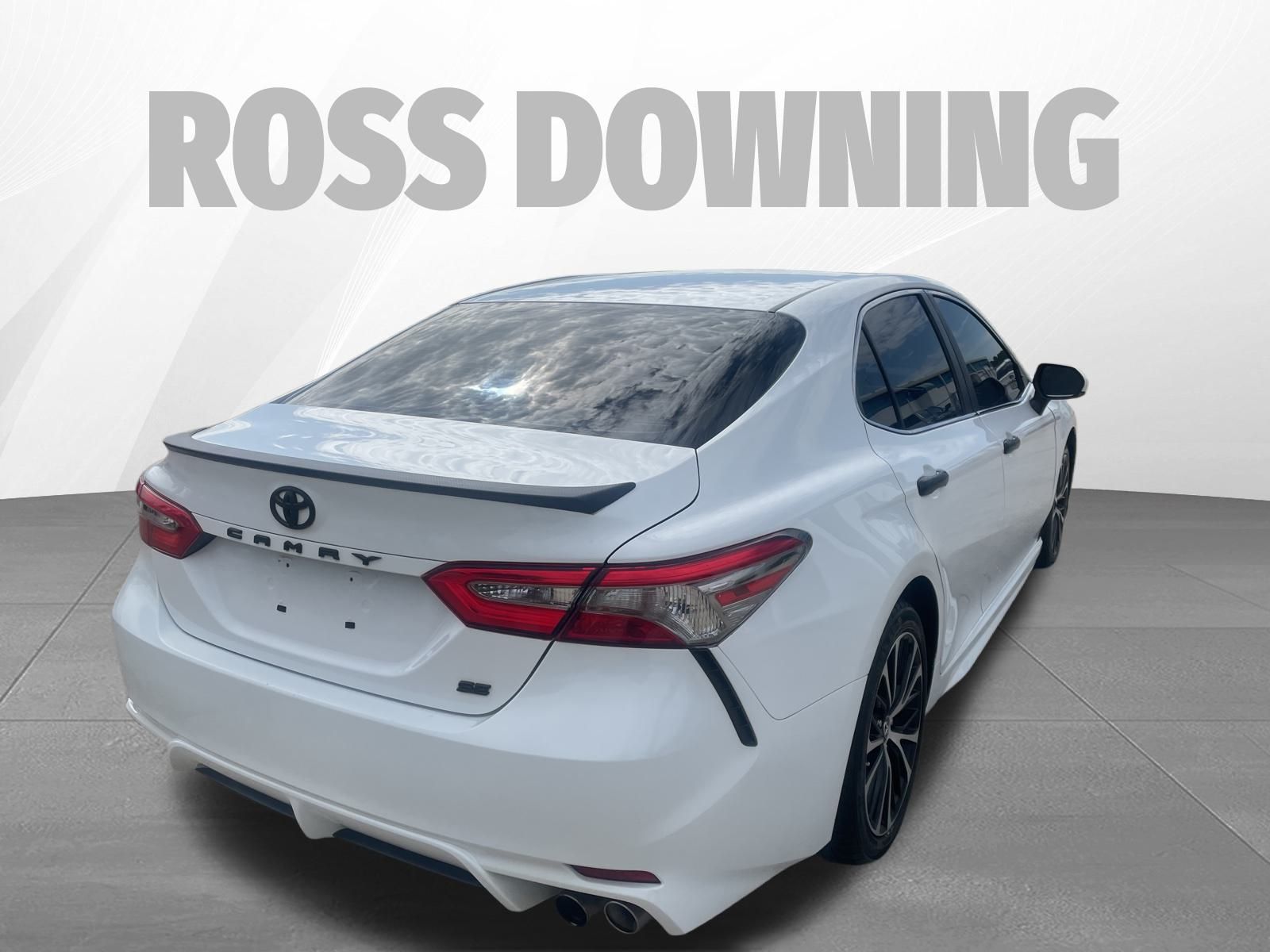2018 Toyota Camry L photo 4