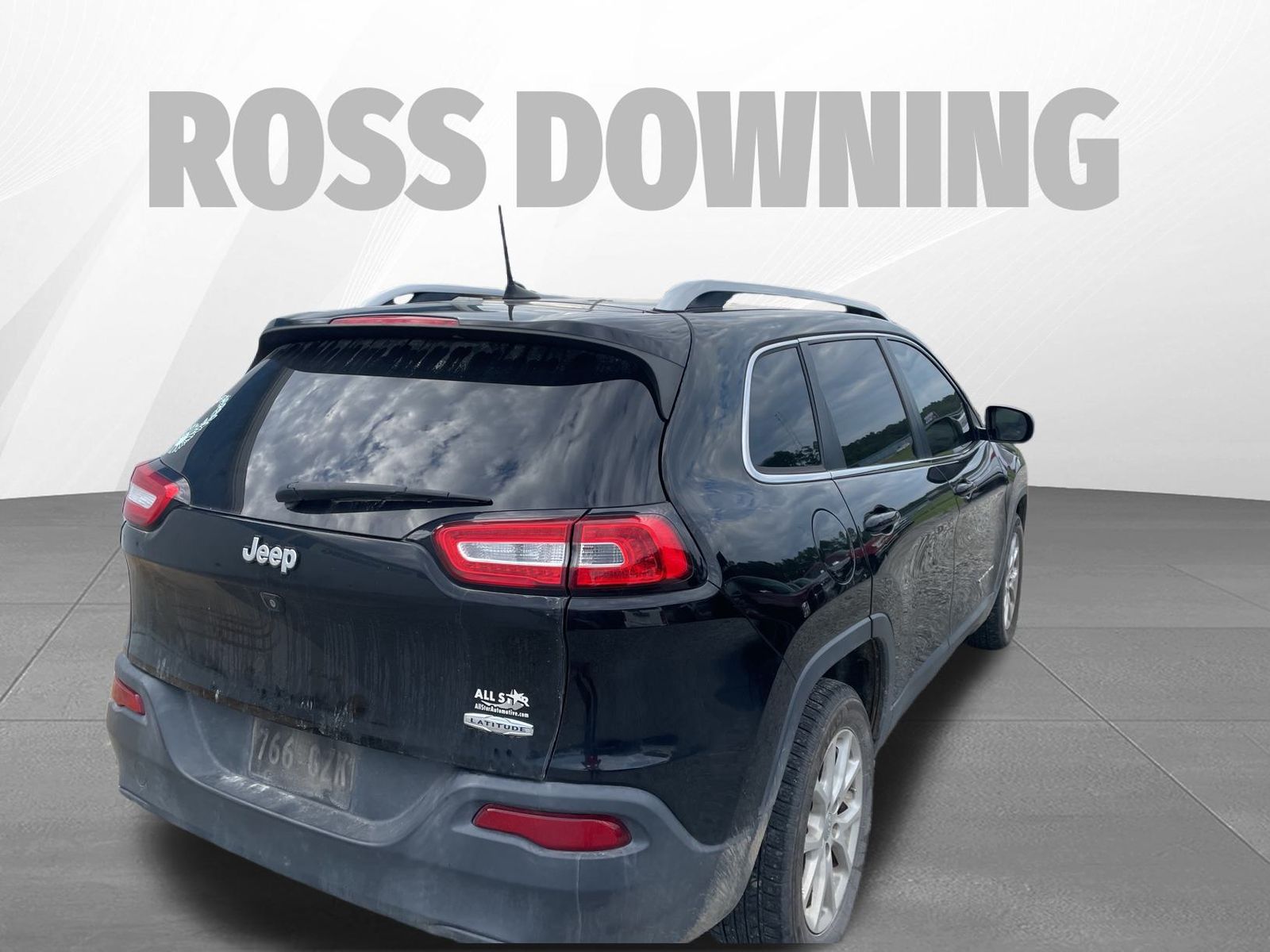 2017 Jeep Cherokee Latitude photo 4