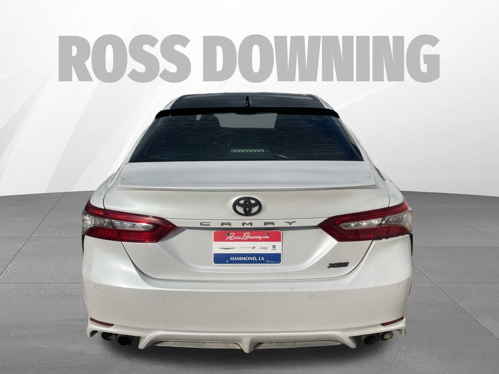 2018 Toyota Camry XSE V6 photo 4