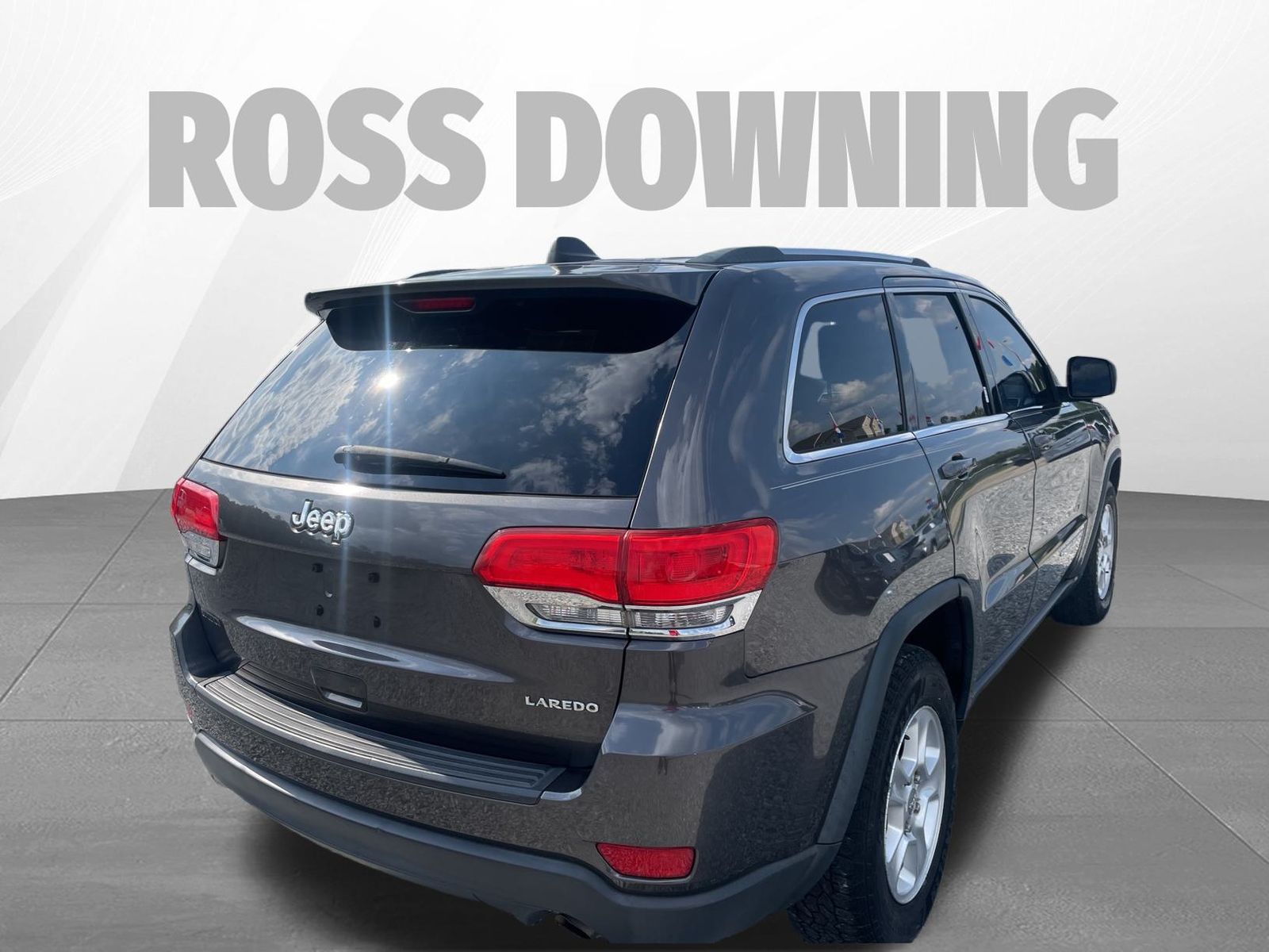 2014 Jeep Grand Cherokee Laredo photo 4
