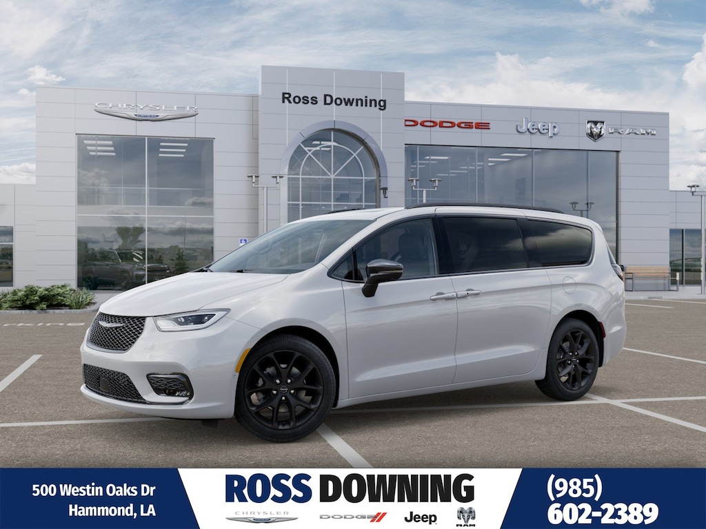 New 2026 Chrysler Pacifica Limited Passenger Van