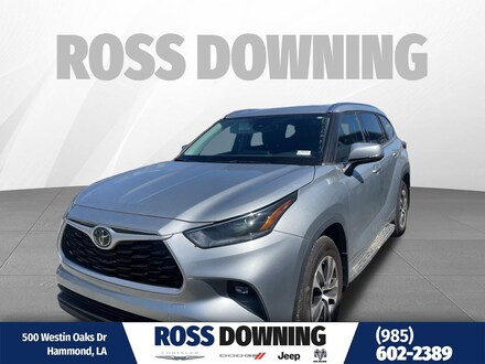 2021 Toyota Highlander XLE SUV 2021 Toyota Highlander XLE SUV