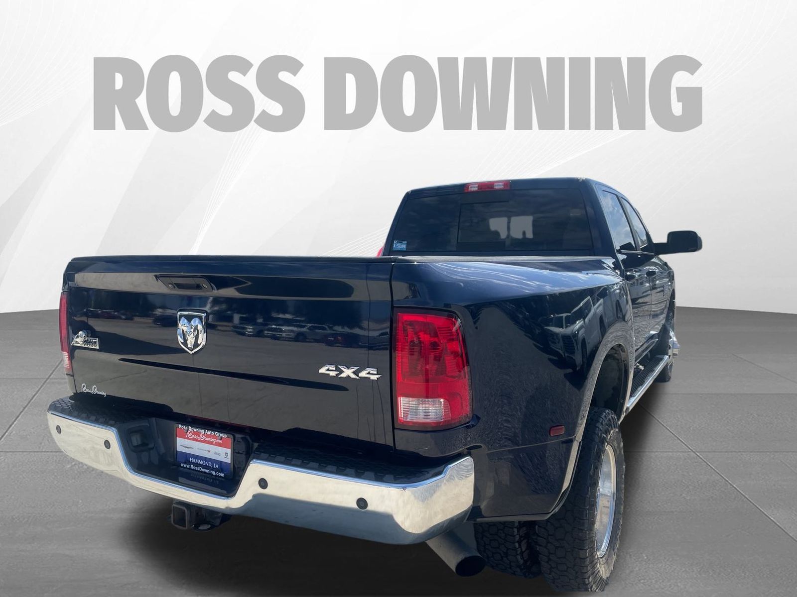 2015 Ram 3500 SLT photo 3