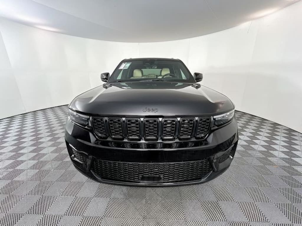 New 2025 Jeep Grand Cherokee LIMITED 4X2 Sport Utility