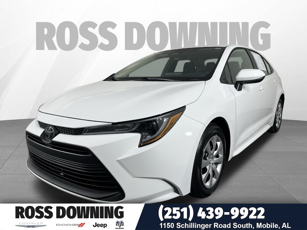 Used 2025 Toyota Corolla LE Sedan