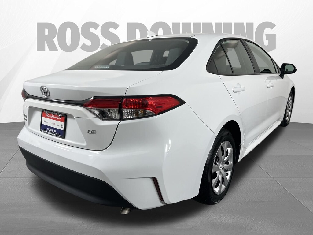 Used 2025 Toyota Corolla LE Sedan