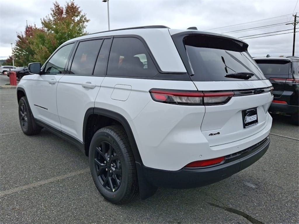 New 2025 Jeep Grand Cherokee Altitude X Sport Utility