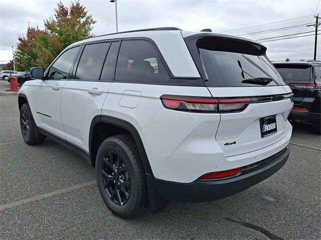 2025 Jeep Grand Cherokee Altitude X photo 3