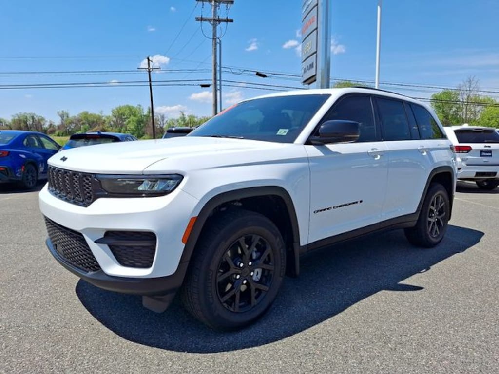 Used 2025 Jeep Grand Cherokee Altitude X SUV