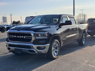 2020 Ram 1500 Big Horn/Lone Star Truck Crew Cab