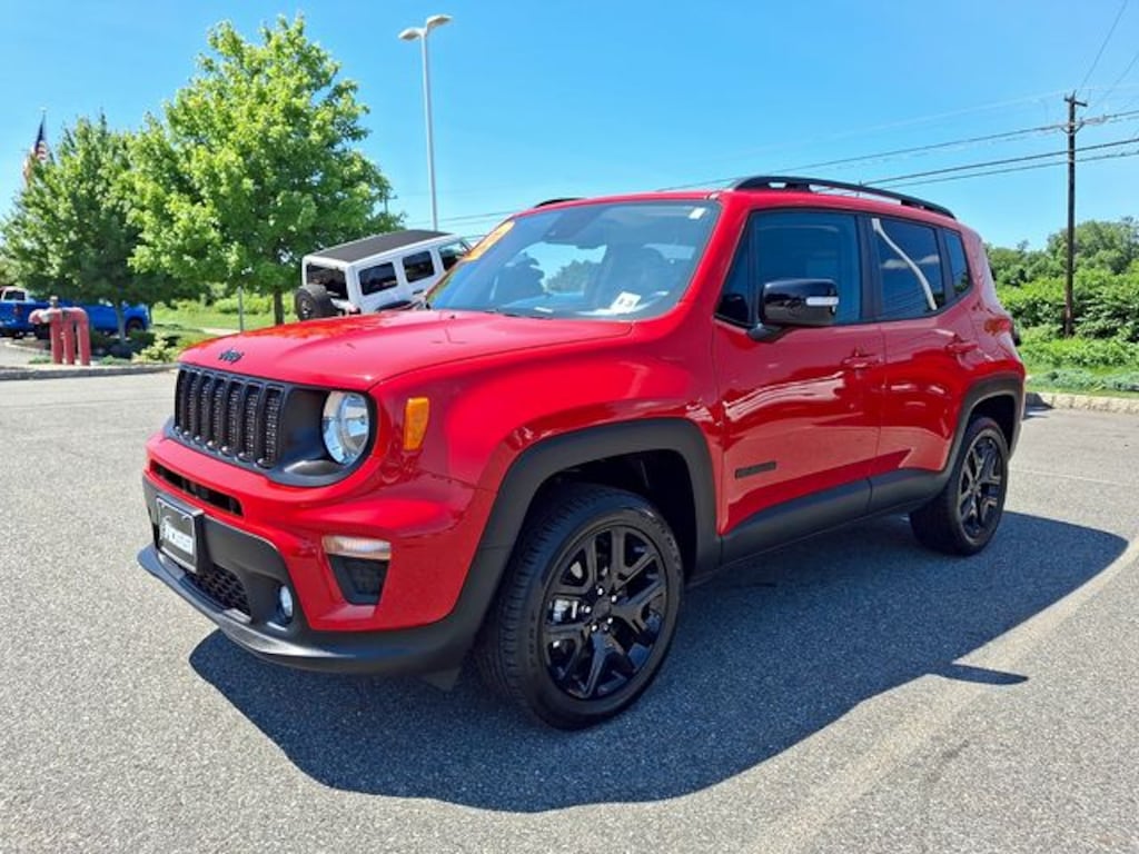 Certified 2023 Jeep Renegade Altitude SUV