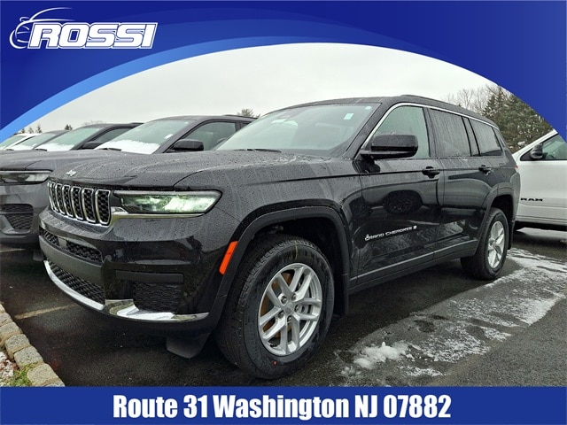 2025 Jeep Grand Cherokee L Laredo's photo