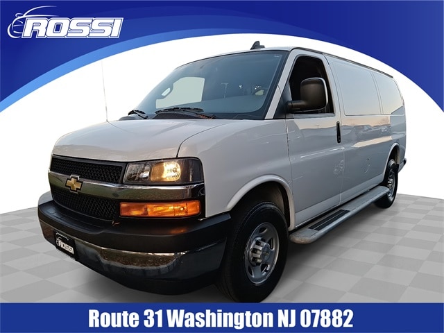 2024 Chevrolet Express Cargo Work Van's photo